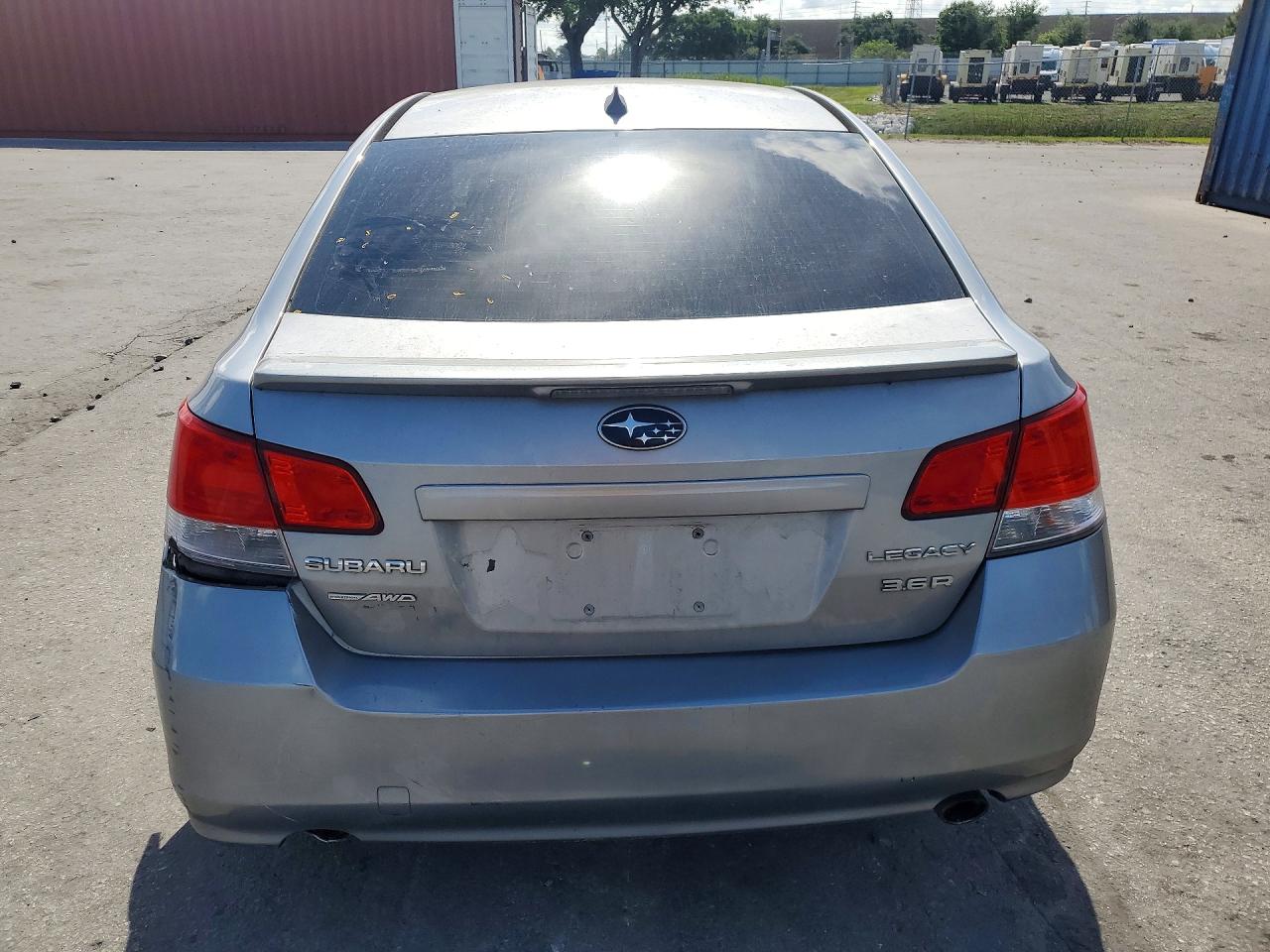Subaru Legacy 3.6r Limited