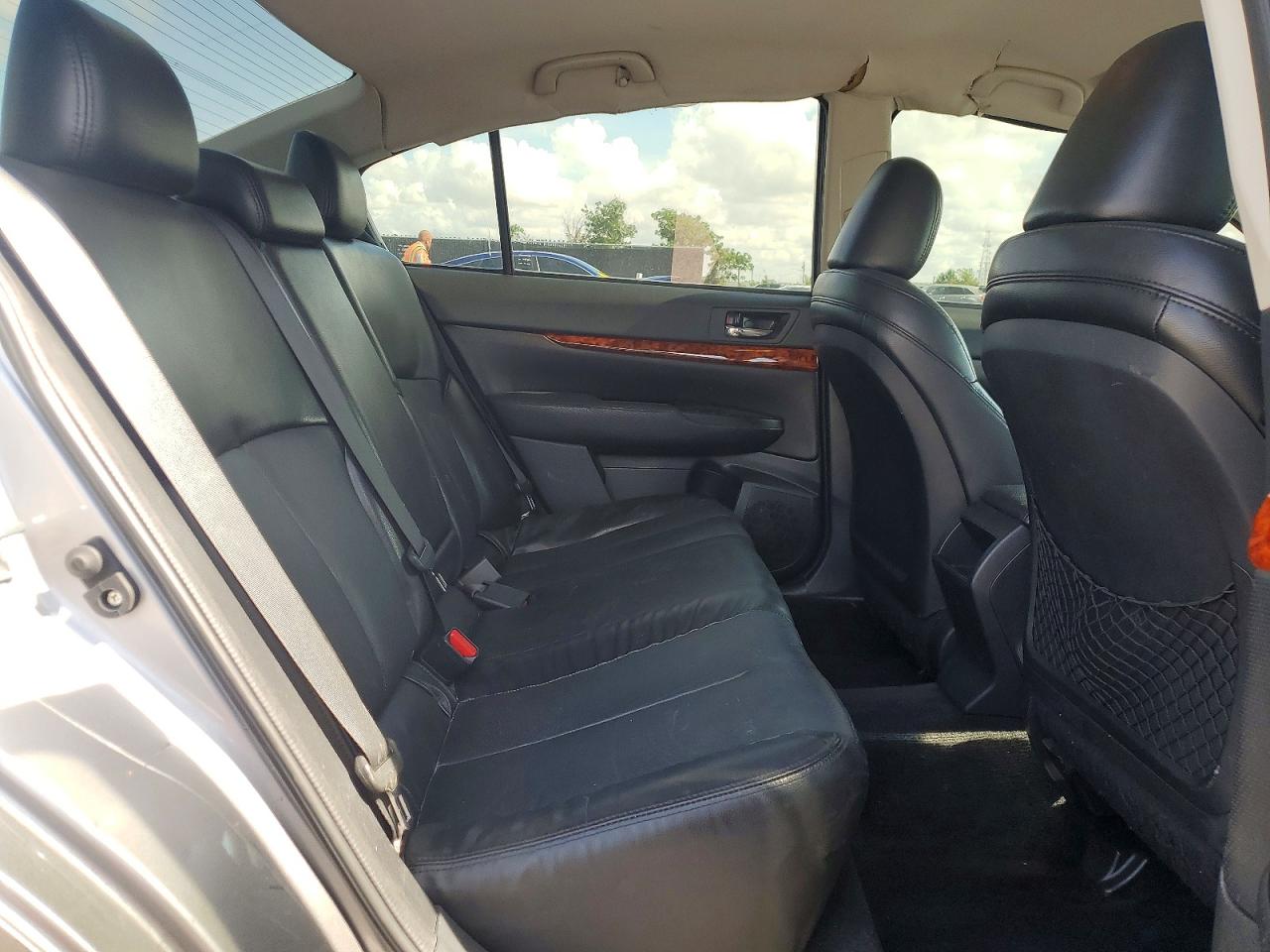 Subaru Legacy 3.6r Limited
