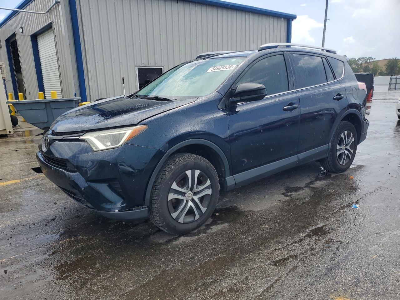 Salvage Toyota RAV4 Image