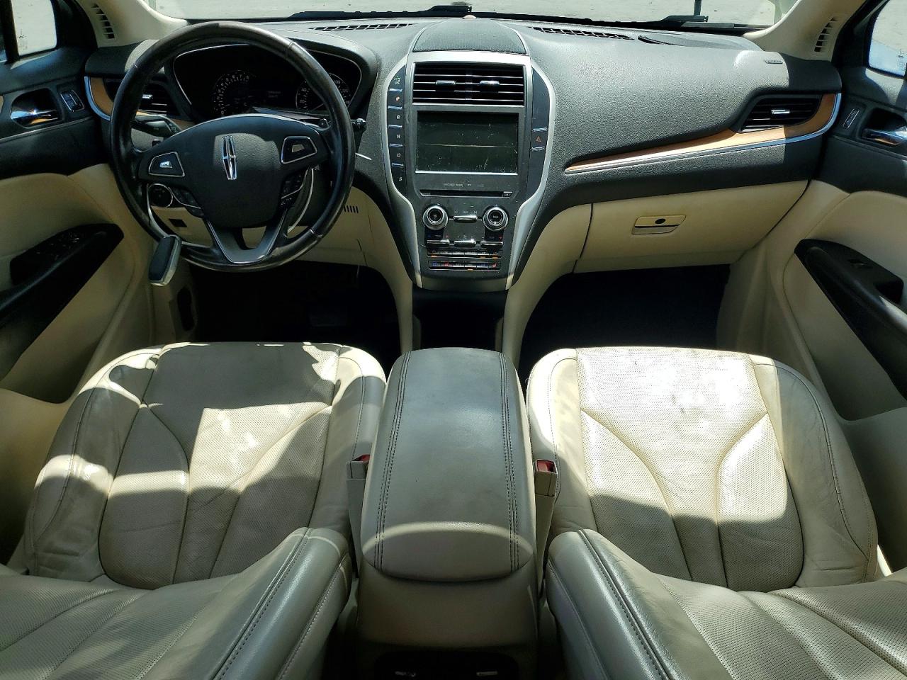 Lincoln MKZ Reserve