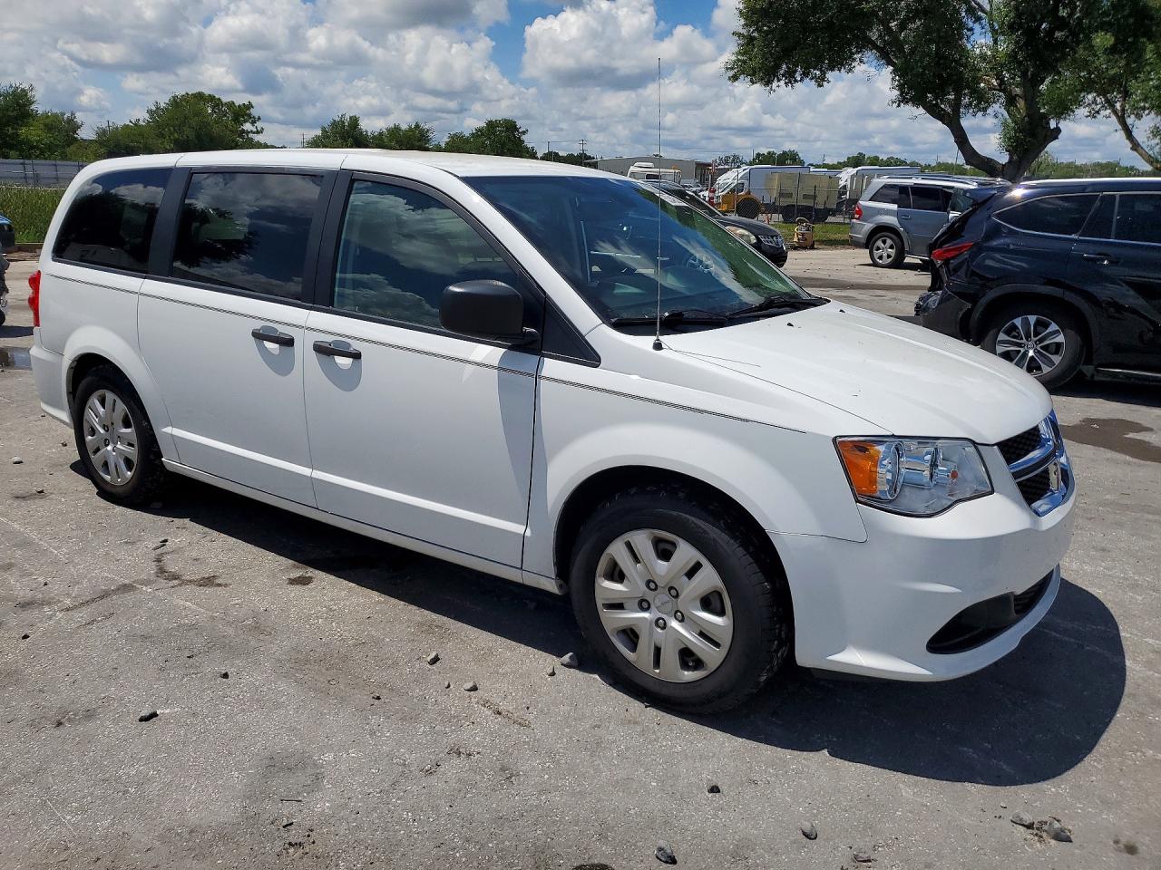 Dodge Caravan Se