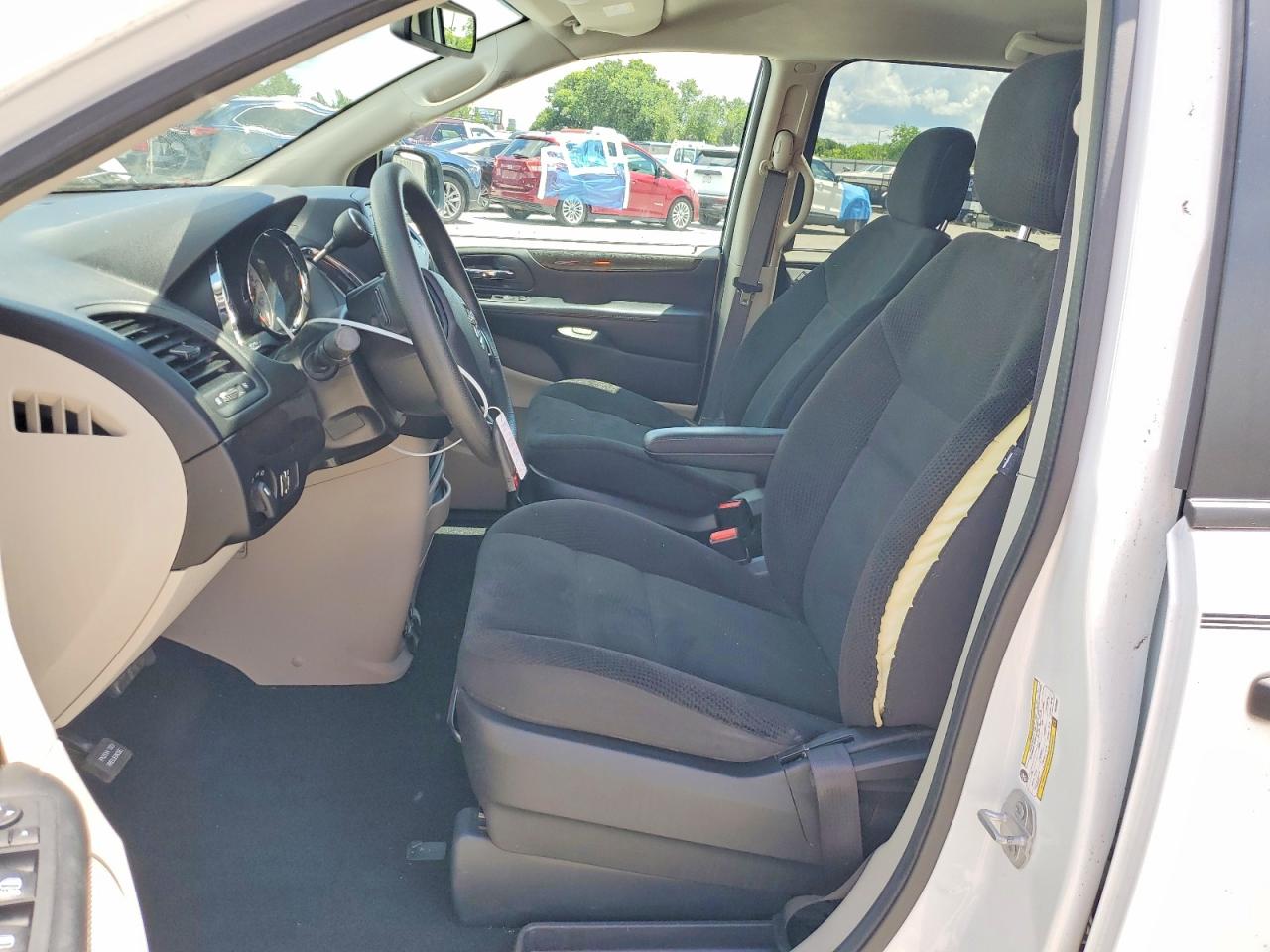 Dodge Caravan Se