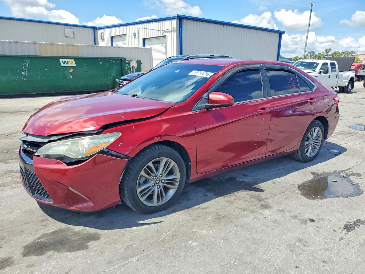 Salvage Toyota Camry Image