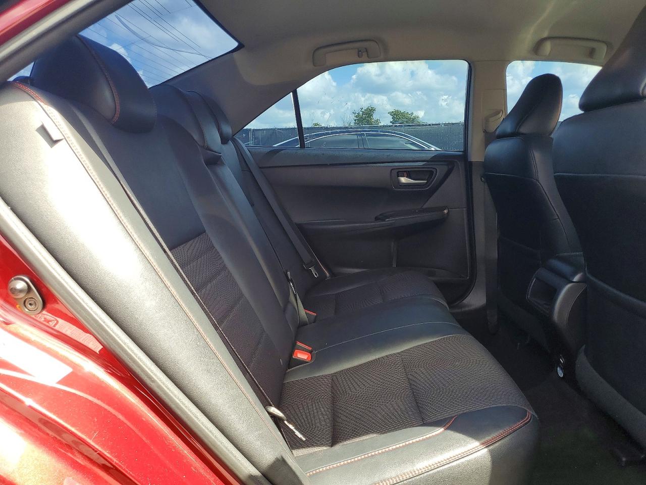 Toyota Camry Se