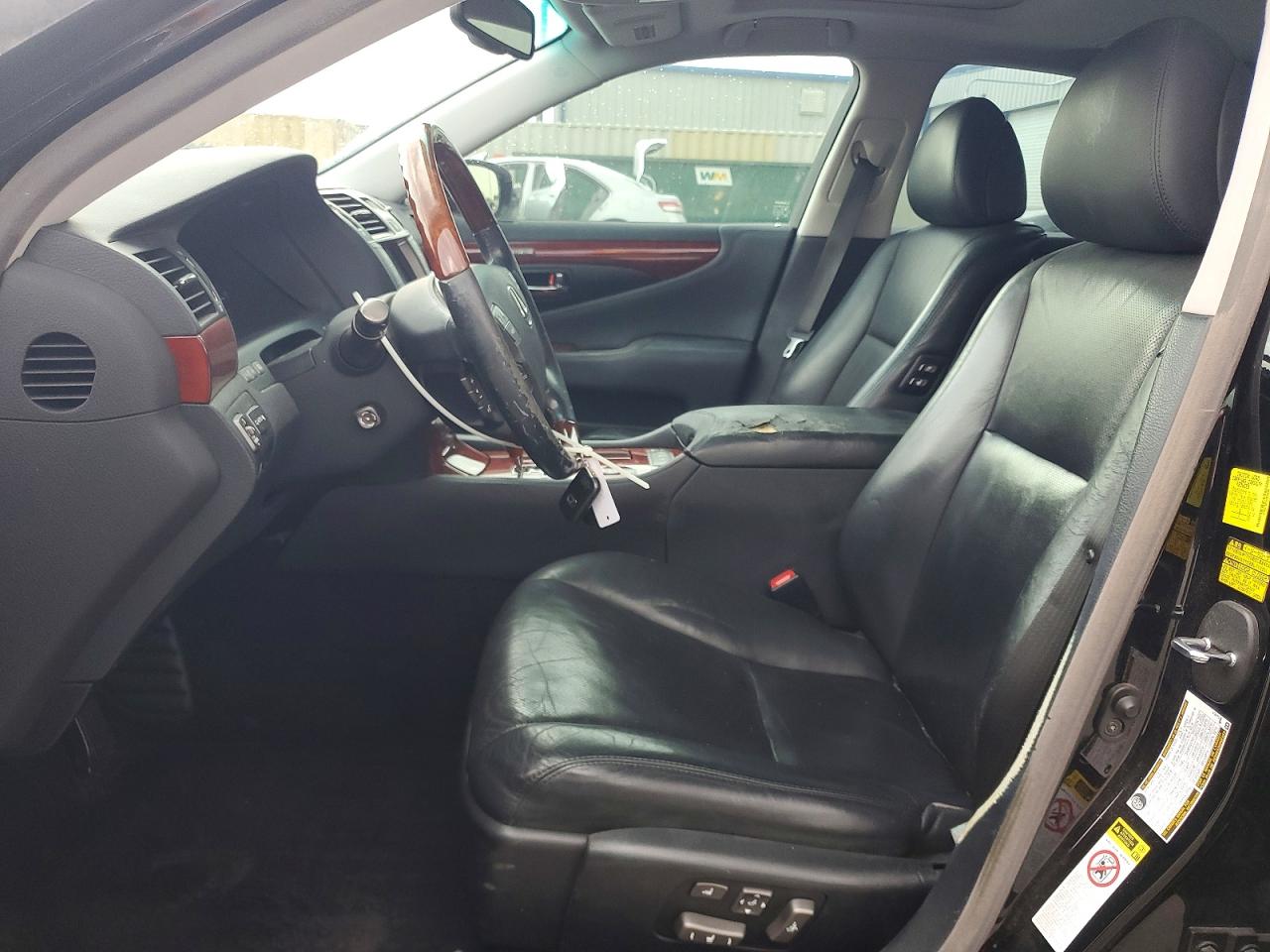 Lexus LS 460