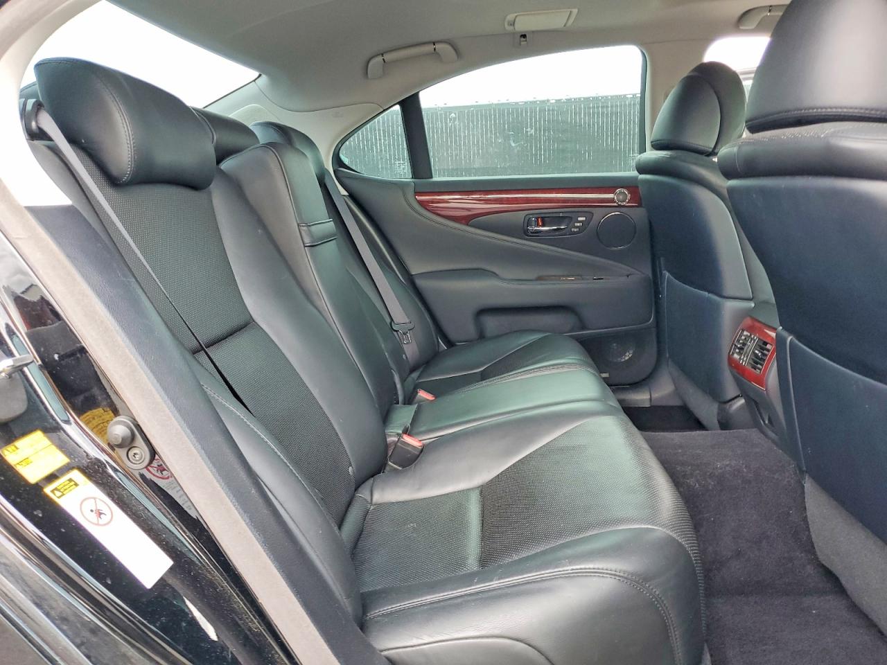 Lexus LS 460