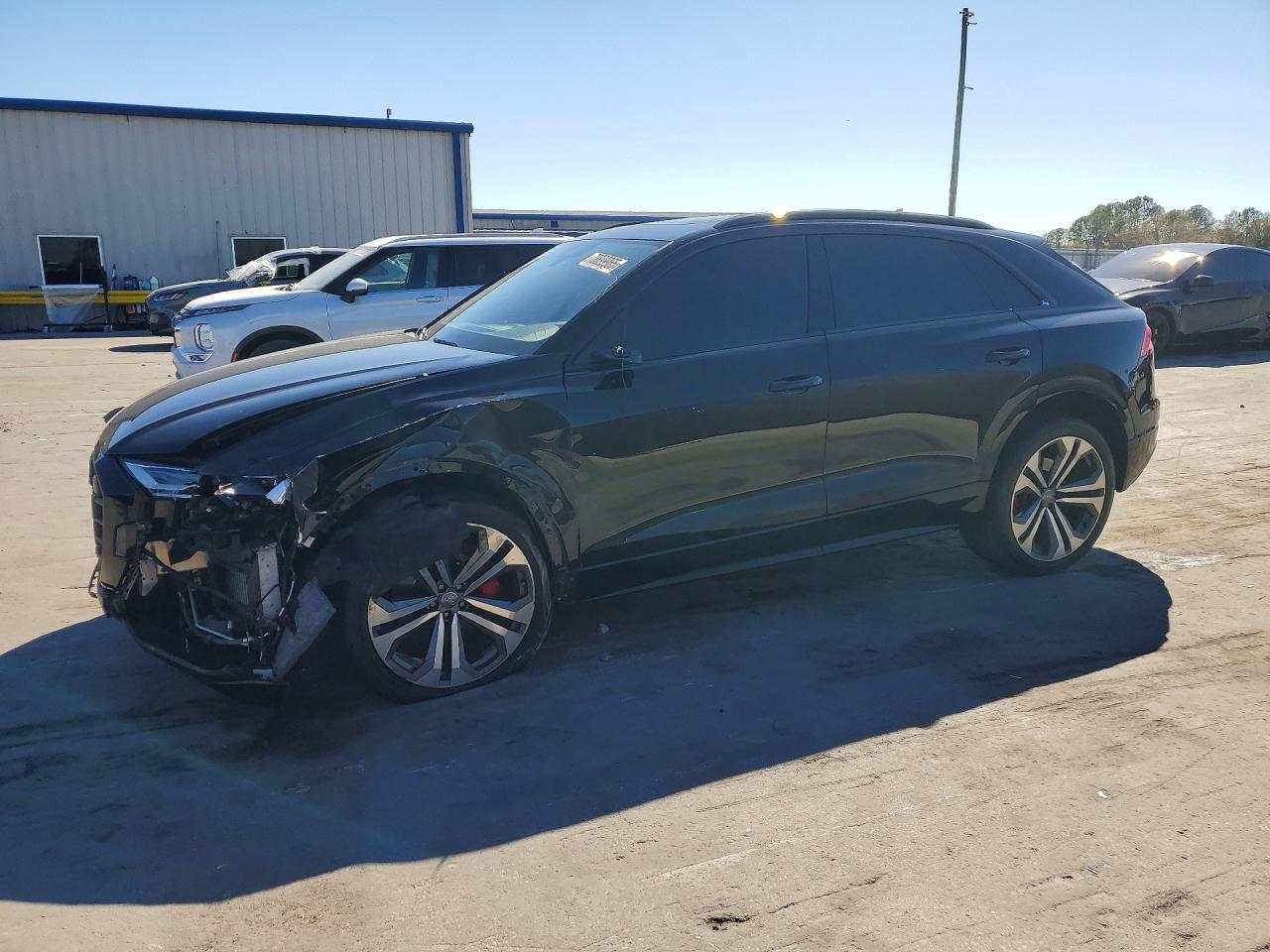 Salvage Audi Q8 Image