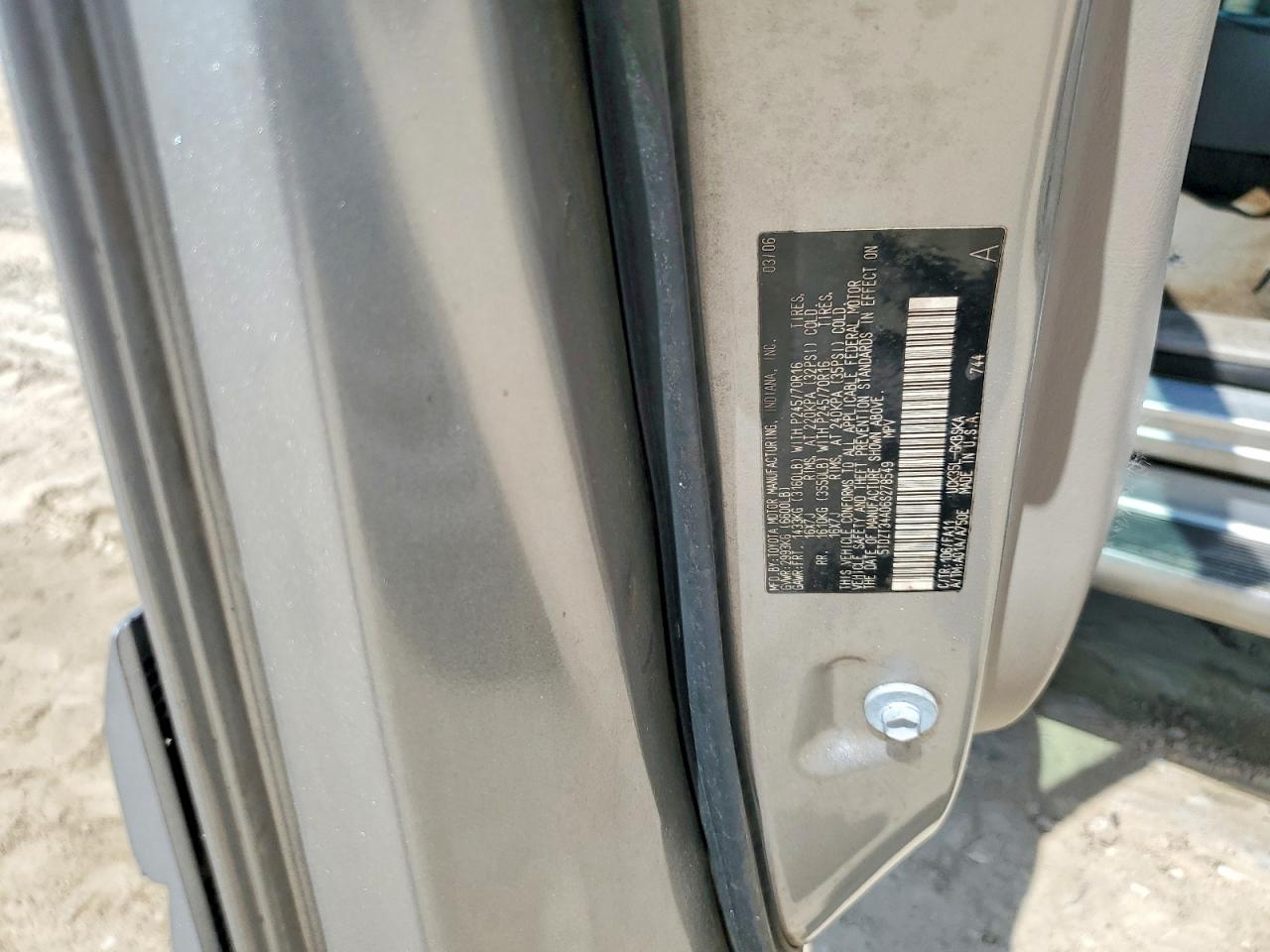 Toyota Sequoia Sr5