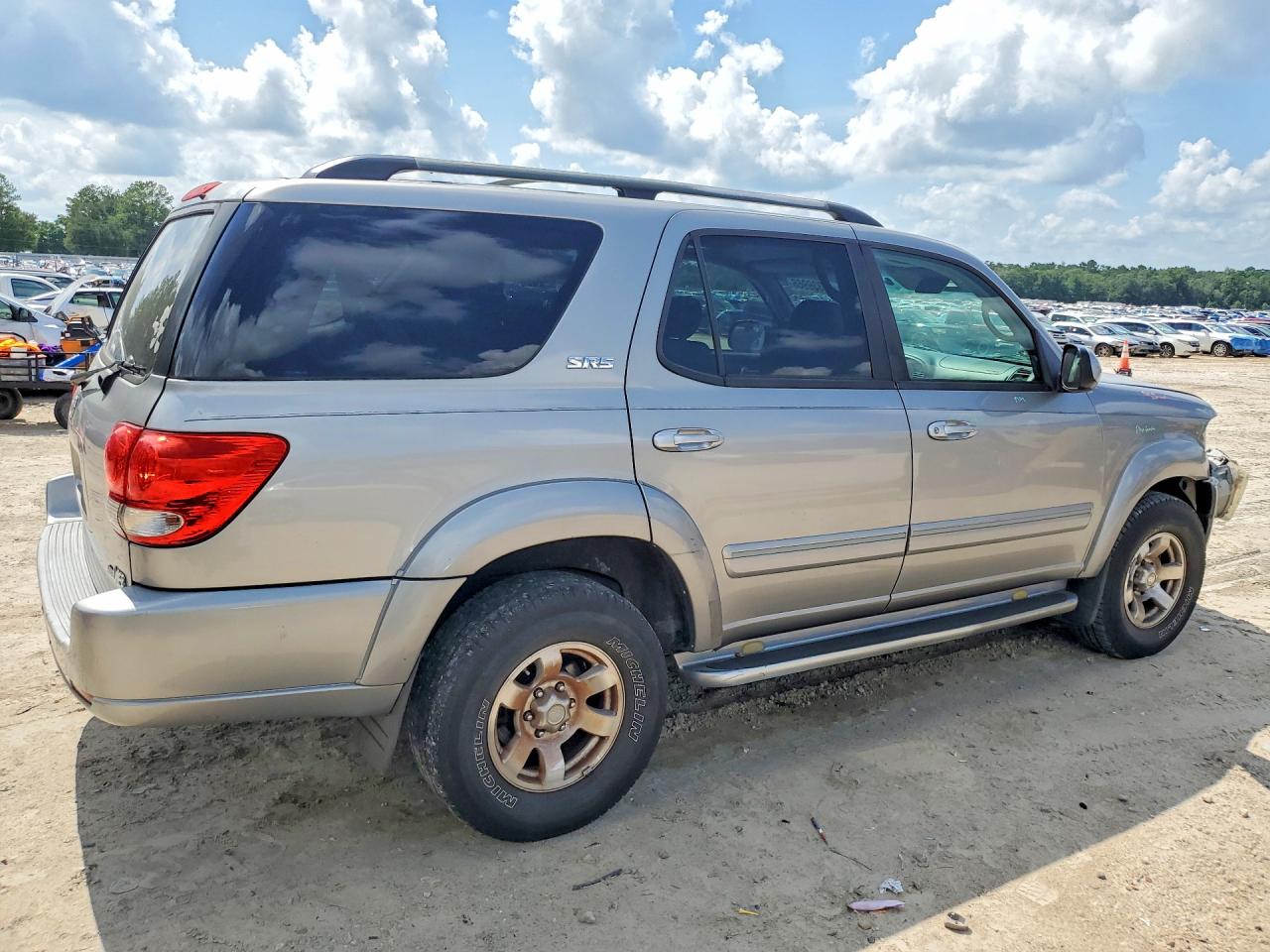 Toyota Sequoia Sr5
