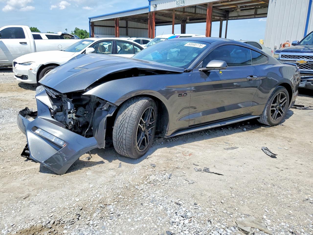 Salvage Ford Mustang Image
