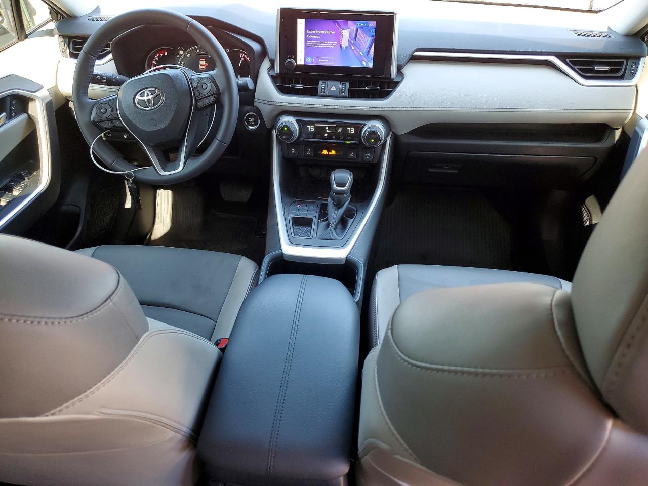 Toyota RAV4 Xle Premium