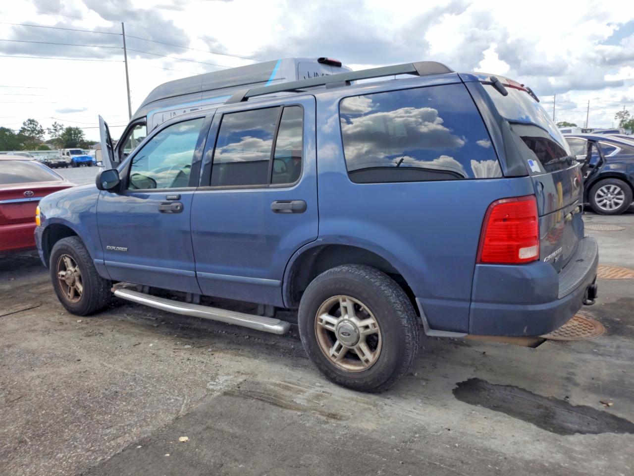 Ford Explorer Xlt