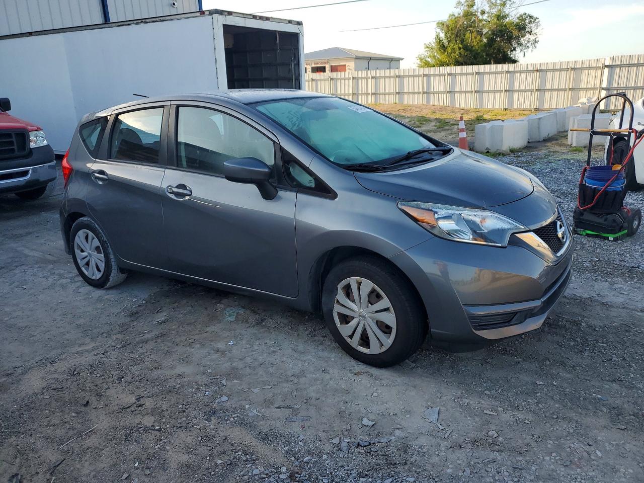 Nissan Versa Sv
