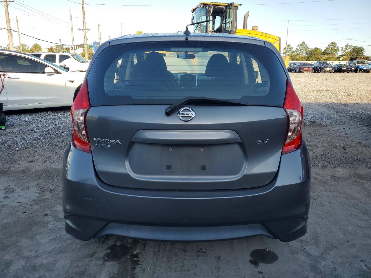 Nissan Versa Sv