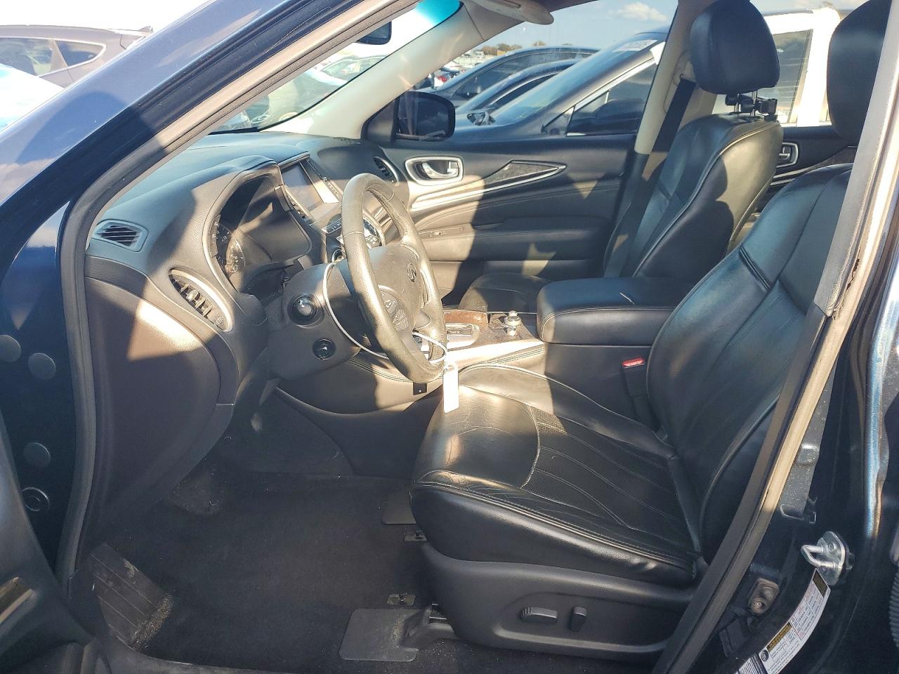 INFINITI Qx Base