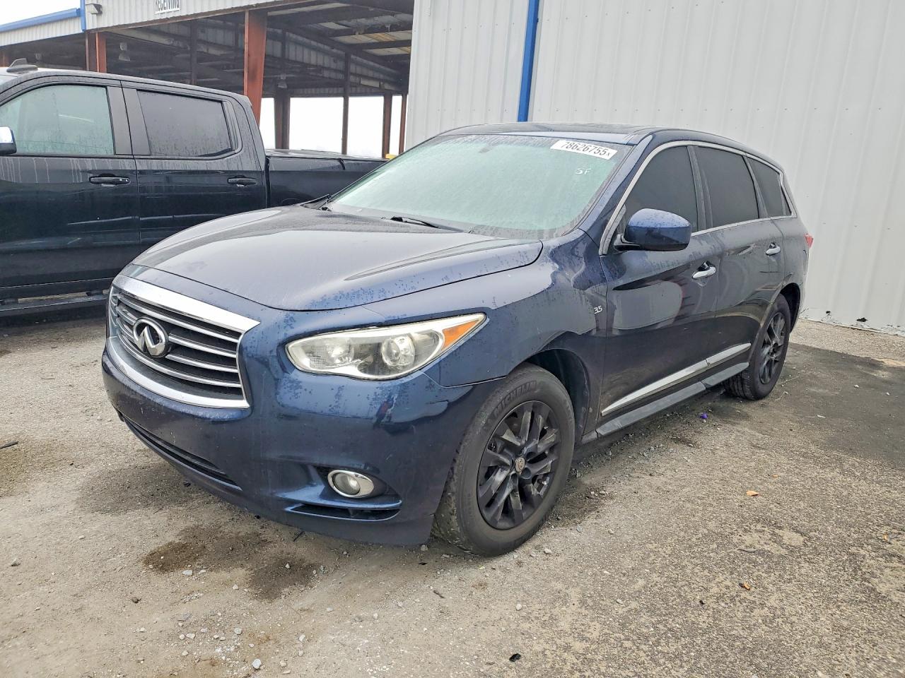 Salvage INFINITI Qx Image
