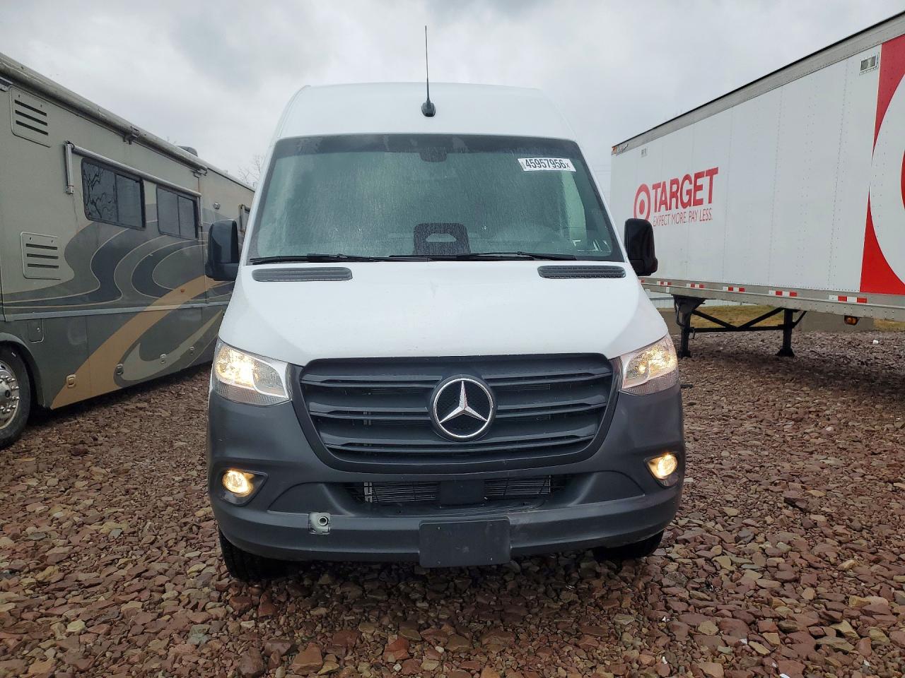 Mercedes-Benz Sprinter 2500