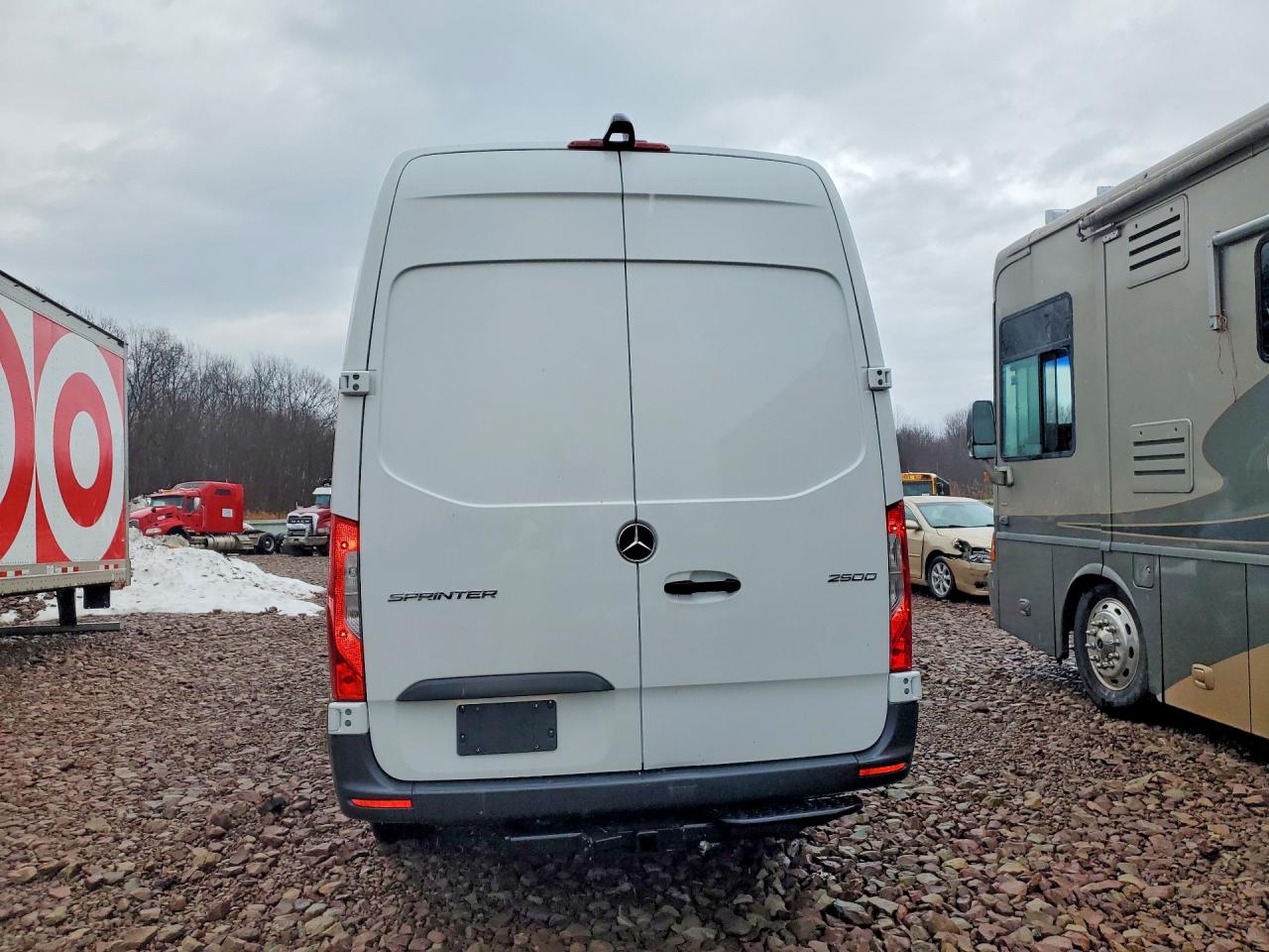 Mercedes-Benz Sprinter 2500