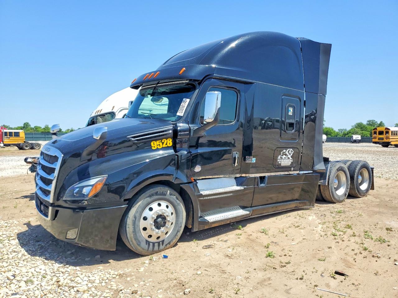 Freightliner Cascadia 126