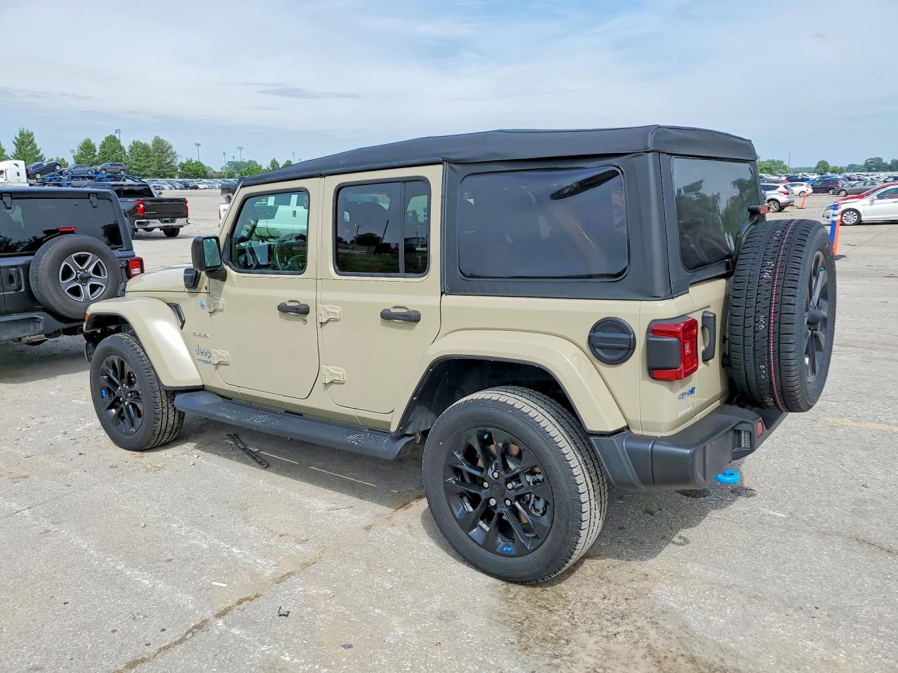 Jeep Wrangler Sahara 4xe
