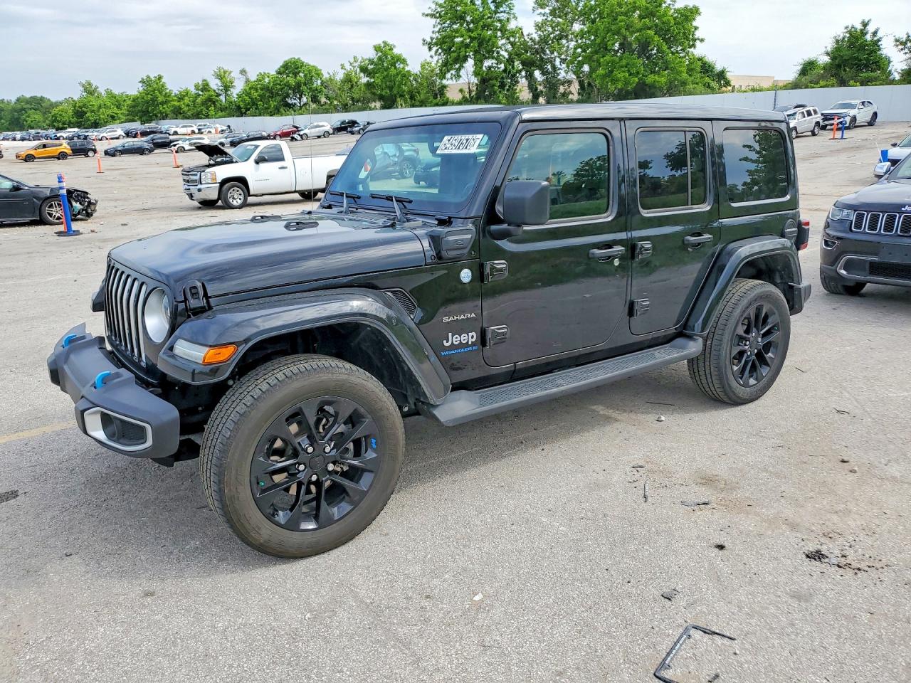 Salvage Jeep Wrangler Image