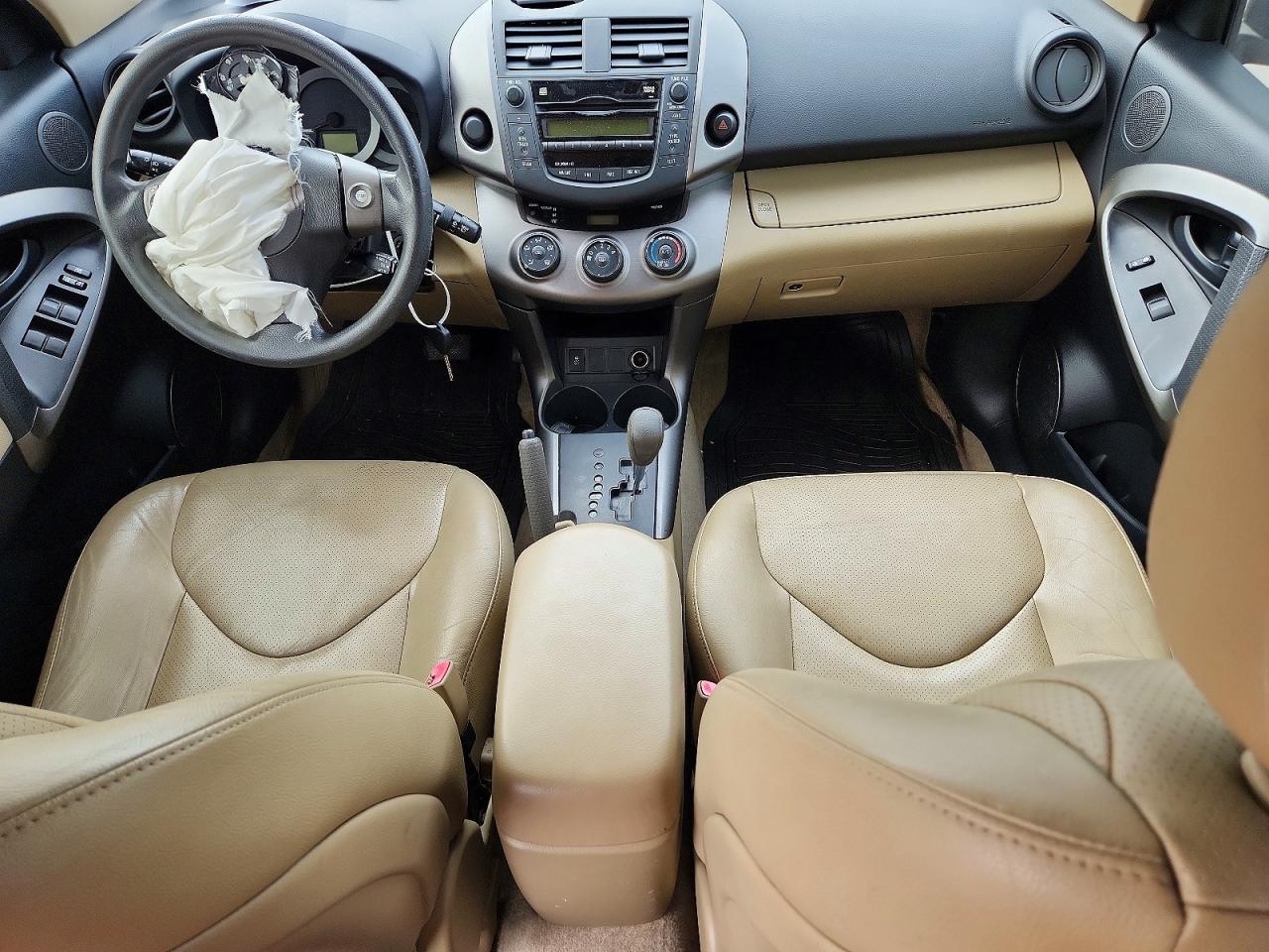 Toyota RAV4 Base