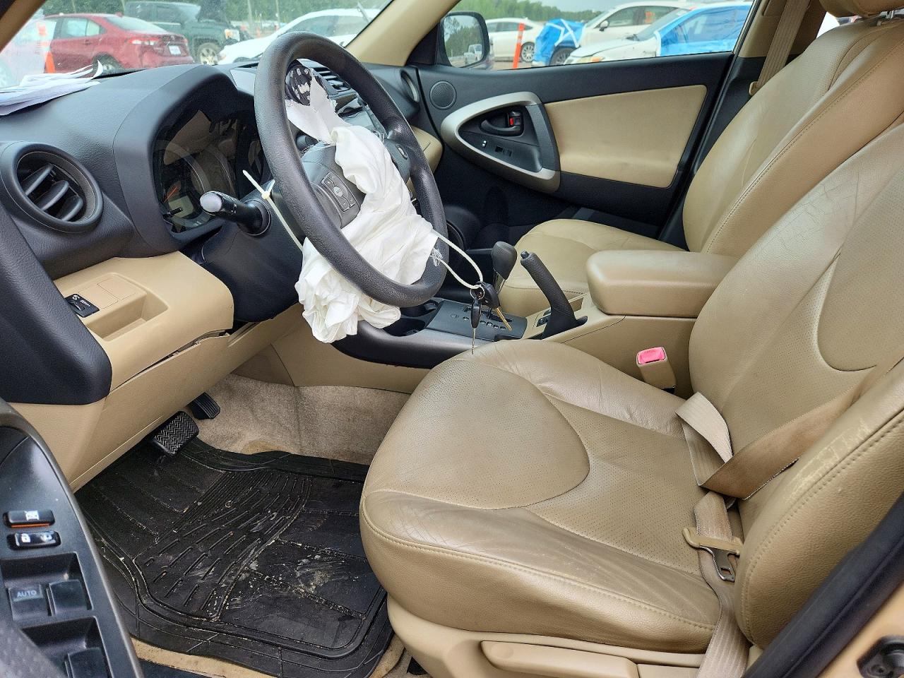 Toyota RAV4 Base