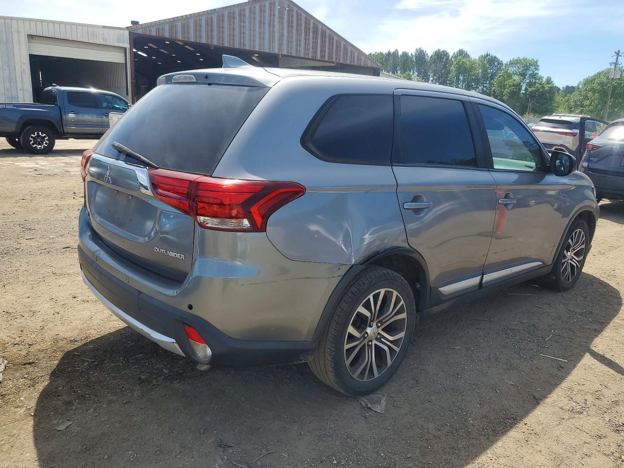 Mitsubishi Outlander Es