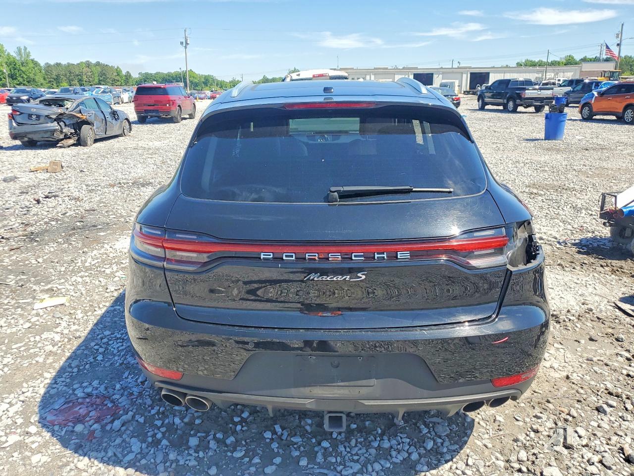 Porsche Macan S