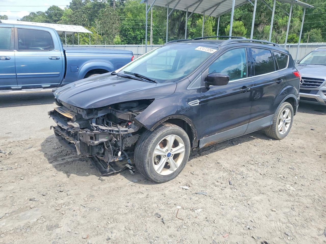 Salvage Ford Escape Image