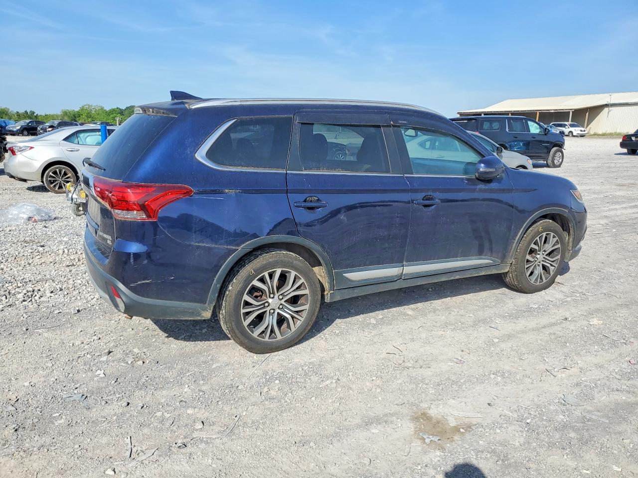 Mitsubishi Outlander Se