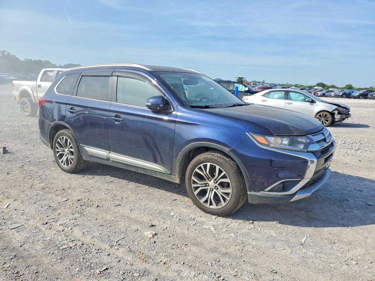 Mitsubishi Outlander Se