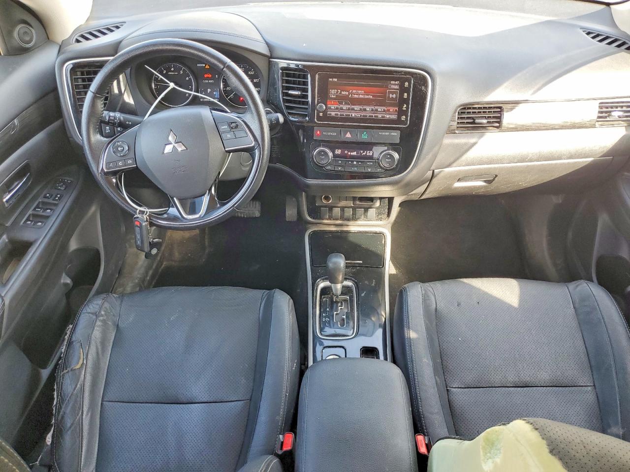 Mitsubishi Outlander Se