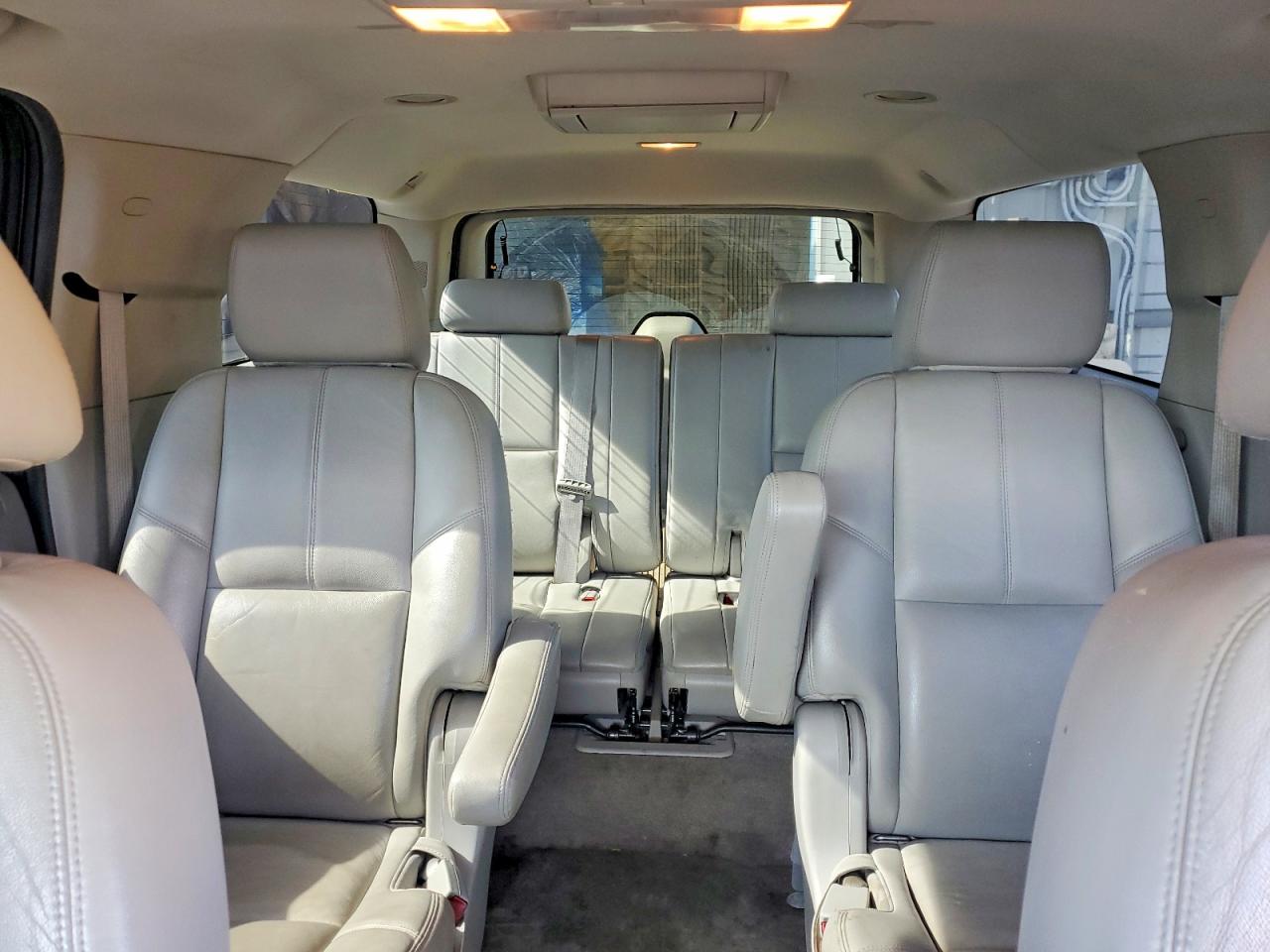 Chevrolet Suburban K1500 Lt