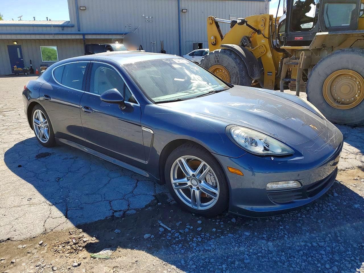Porsche Panamera S