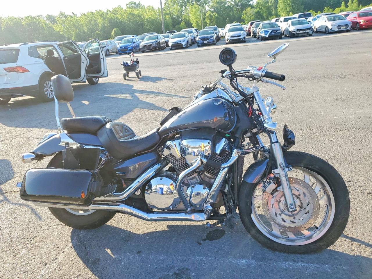 Salvage Honda Vtx Cycle Image