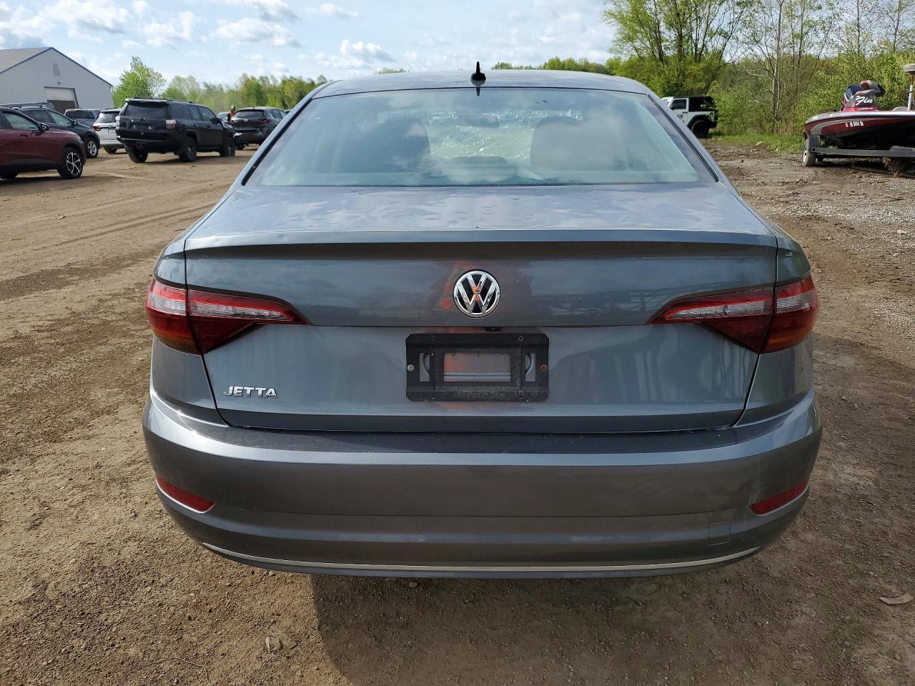 Volkswagen Jetta S