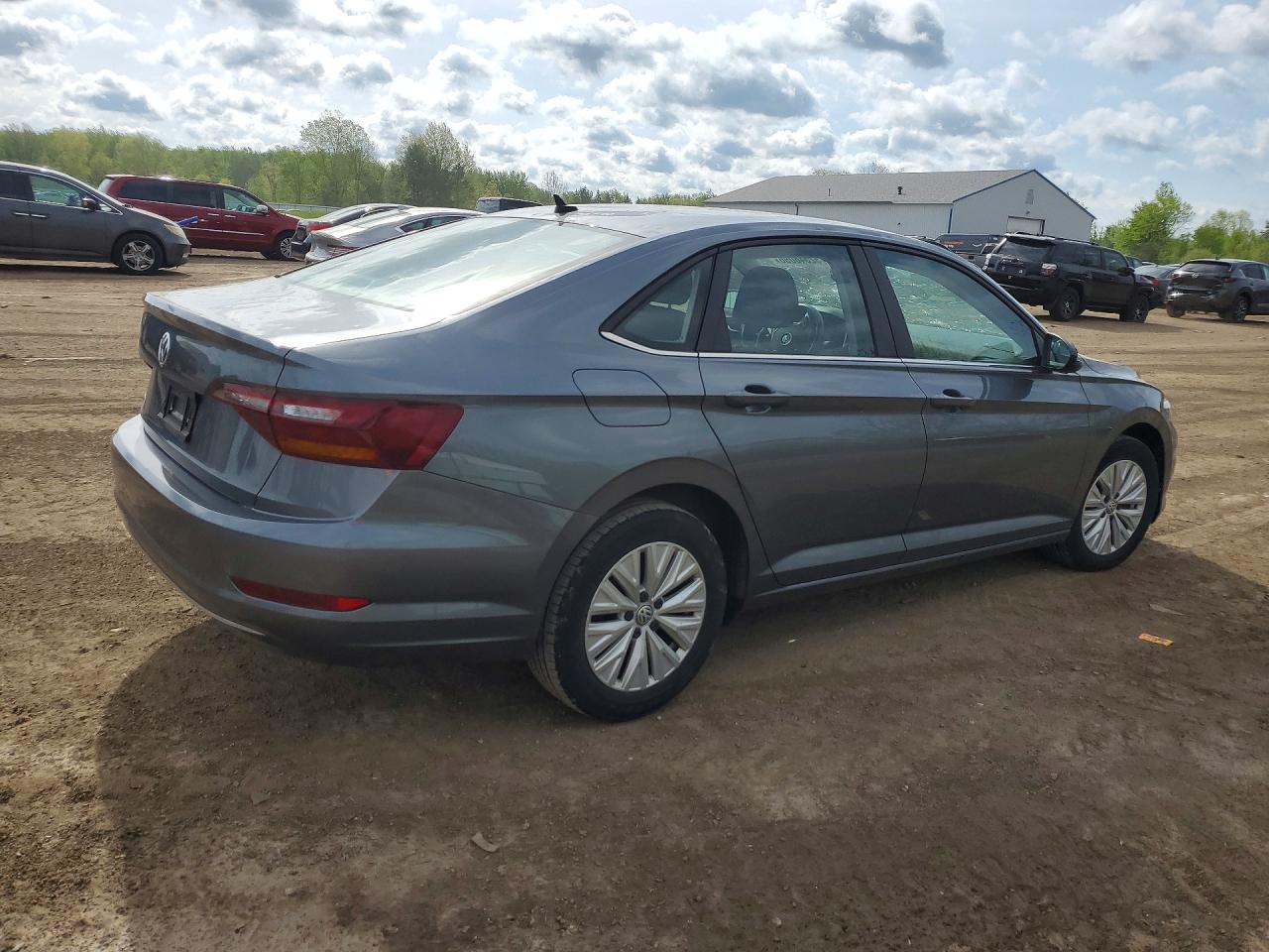 Volkswagen Jetta S