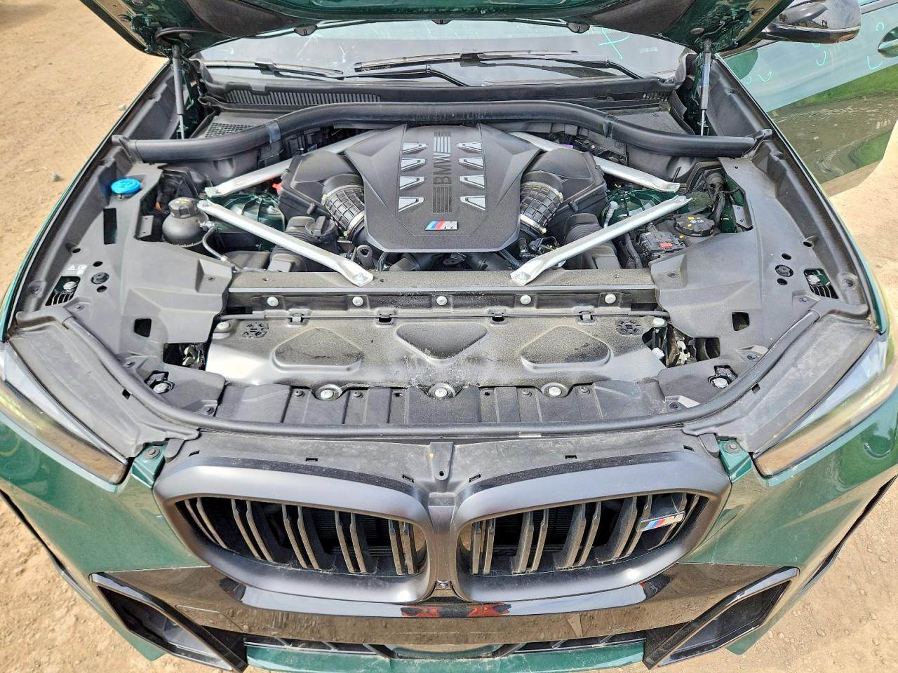 BMW X Series M60i