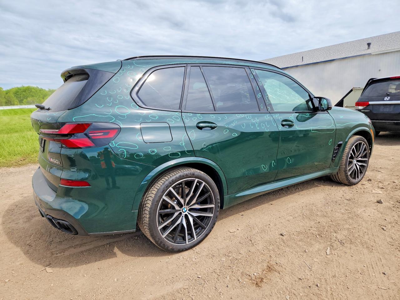 BMW X Series M60i