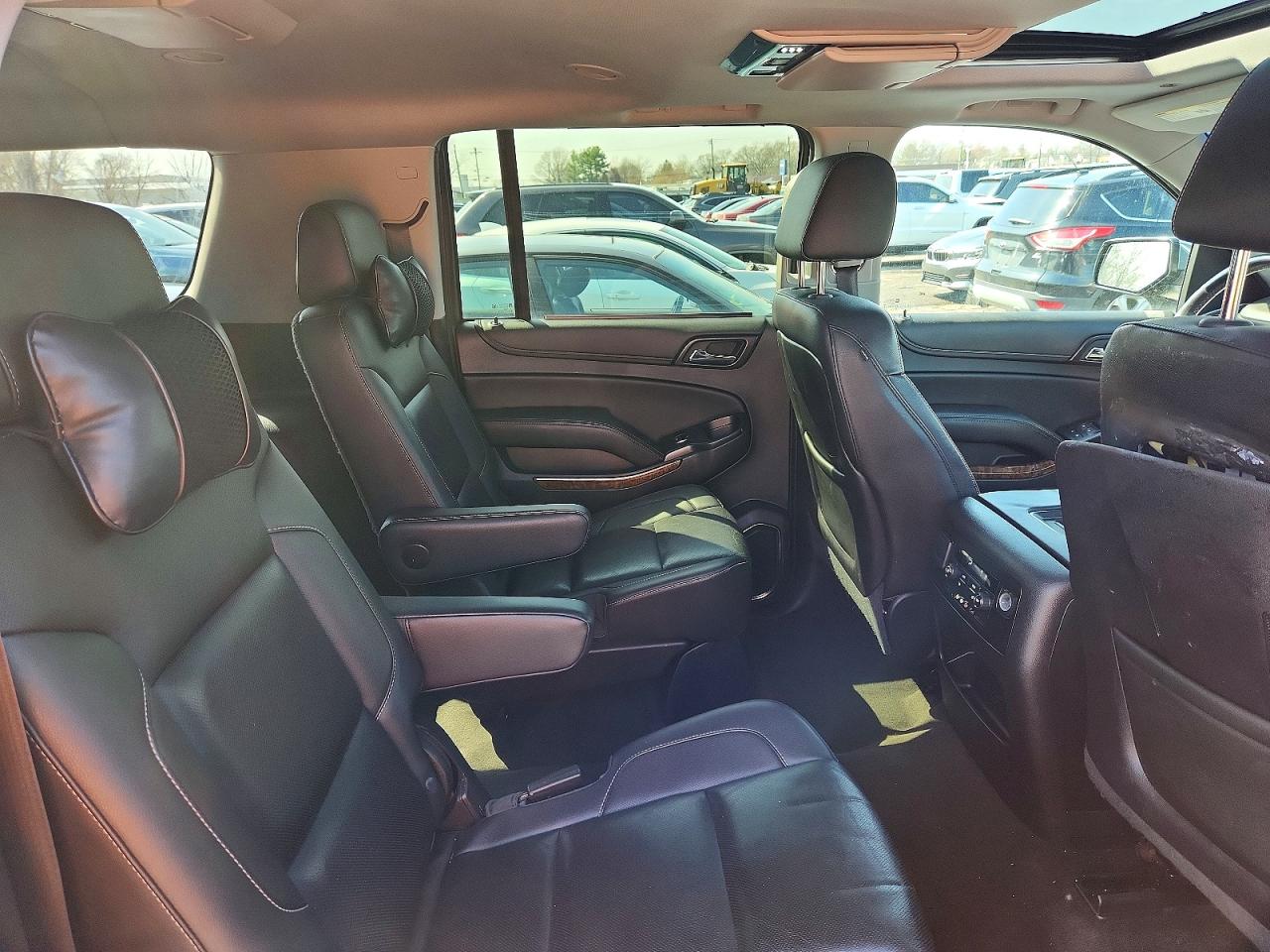 Chevrolet Suburban K1500 Ltz