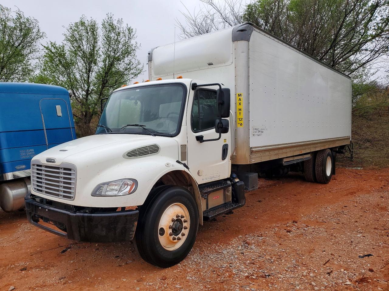 Salvage Freightliner M2 Image