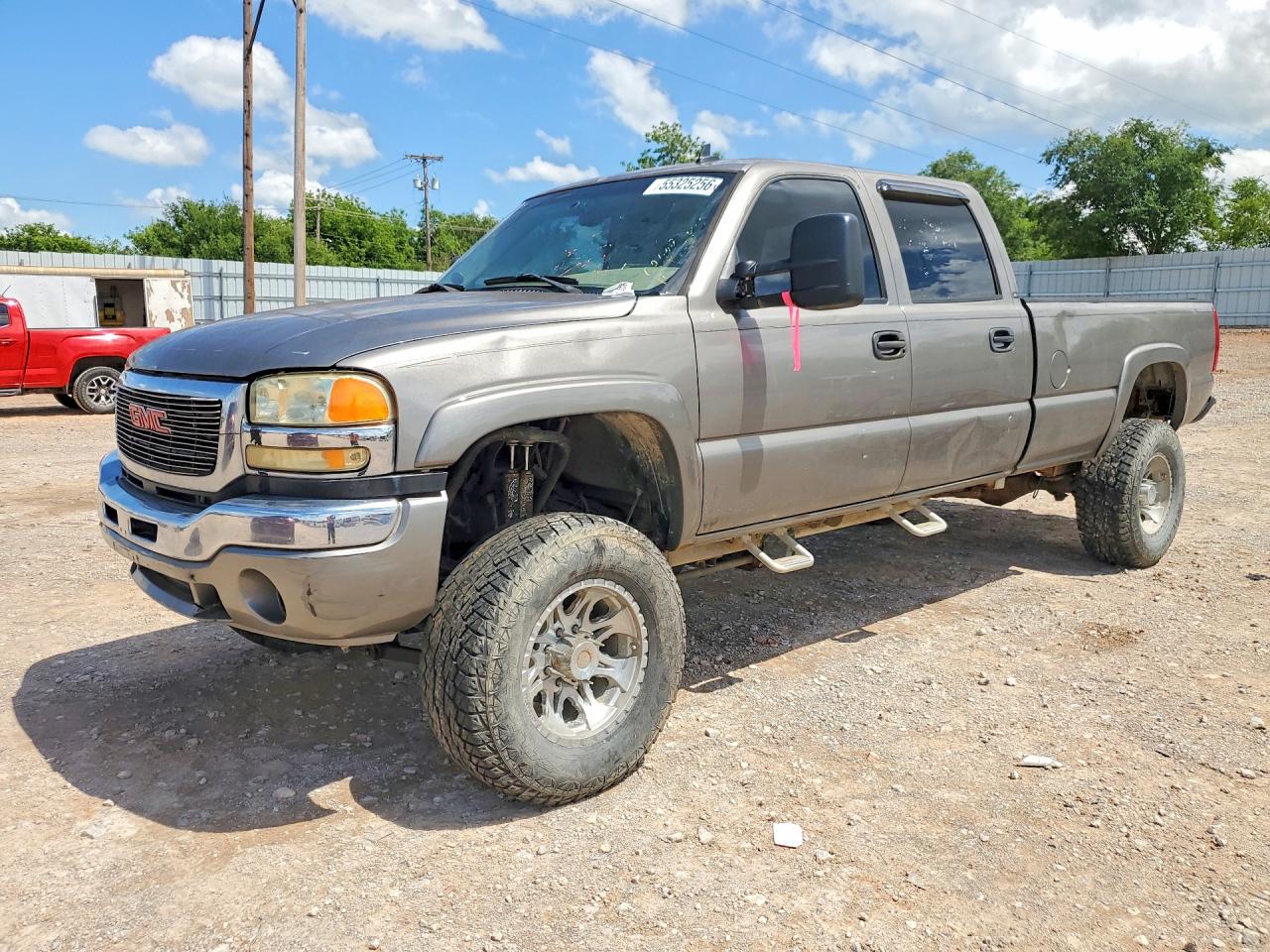 Salvage GMC Sierra Image