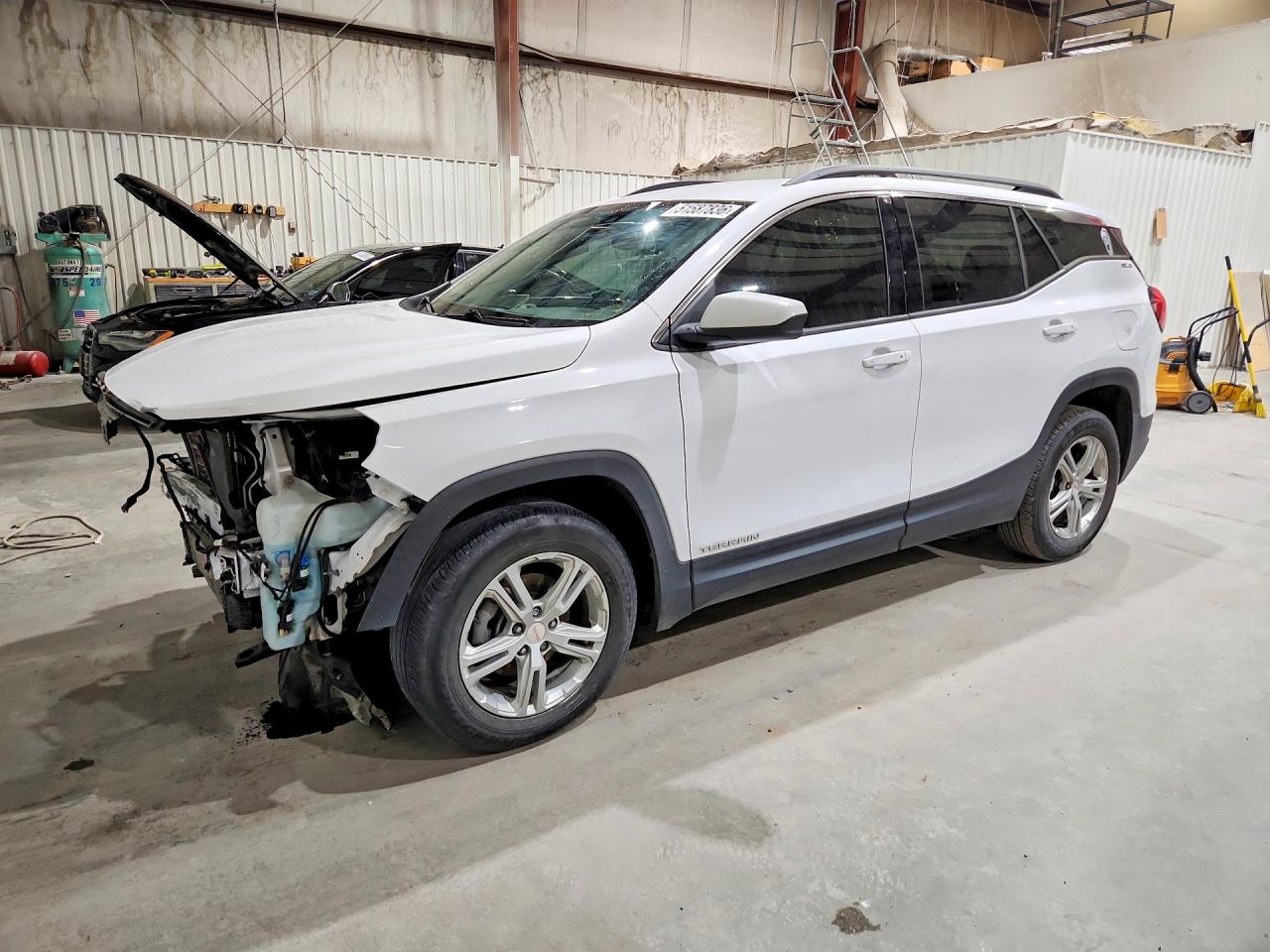 Salvage GMC Terrain Image