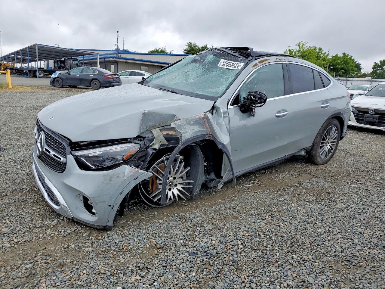 Salvage Mercedes-Benz GLC Image