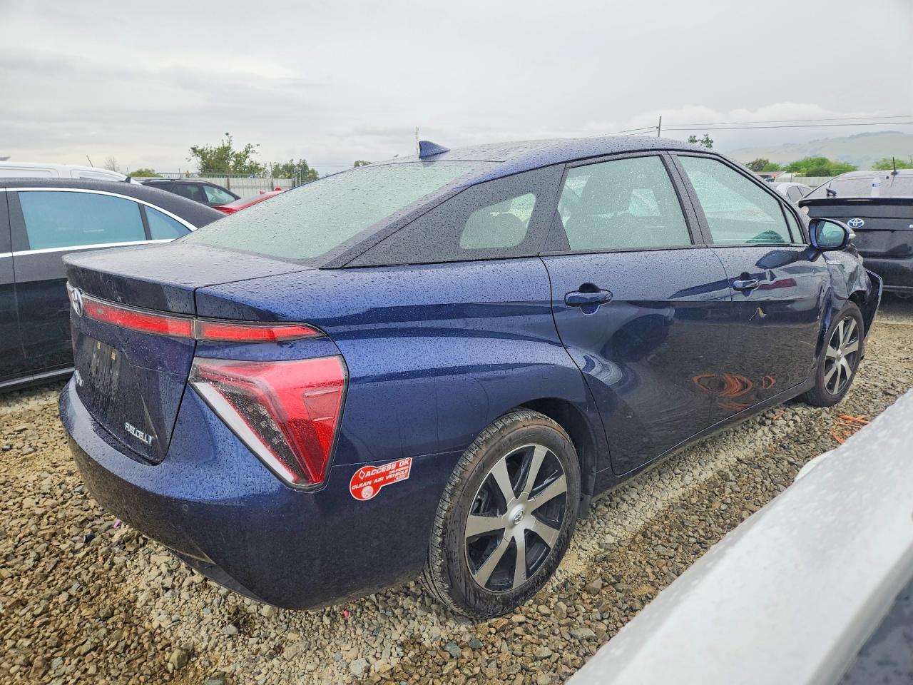 Toyota Mirai Base