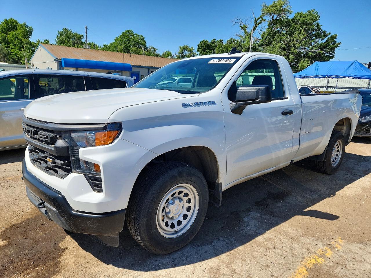 Salvage Chevrolet Silverado Image