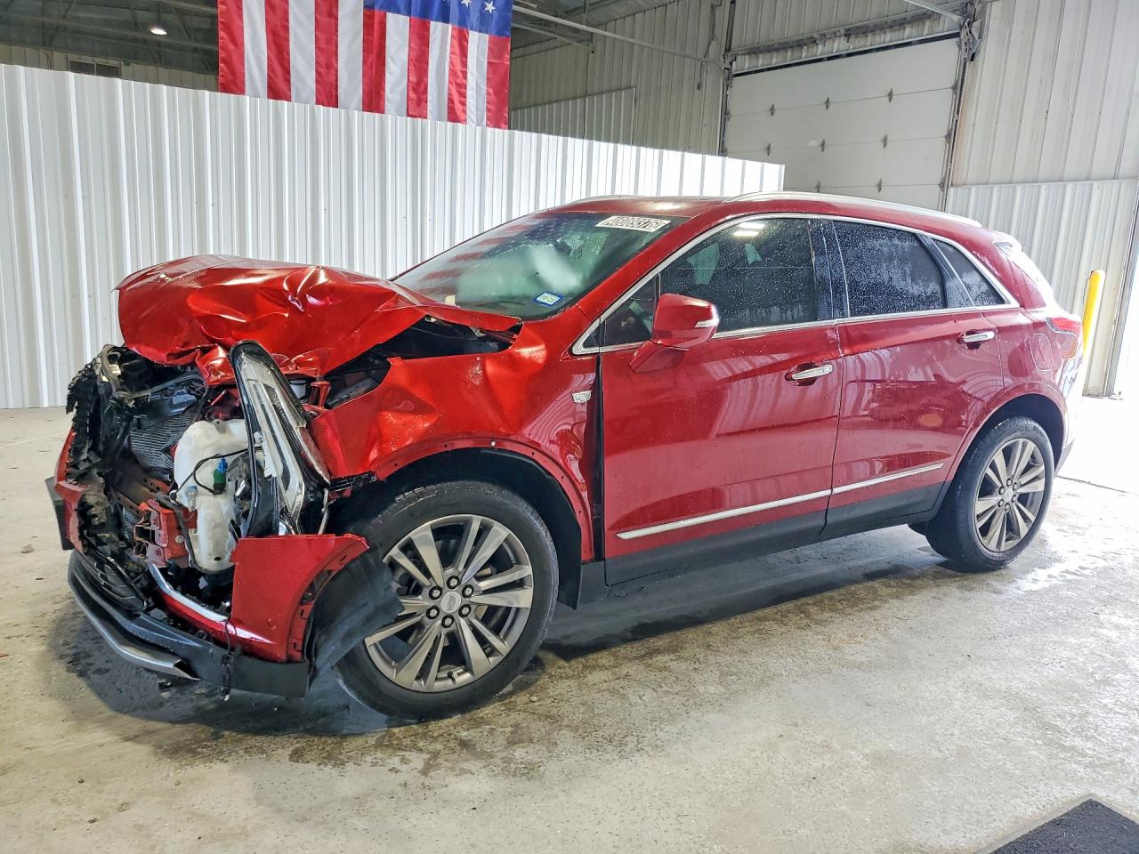Salvage Cadillac XT5 Image