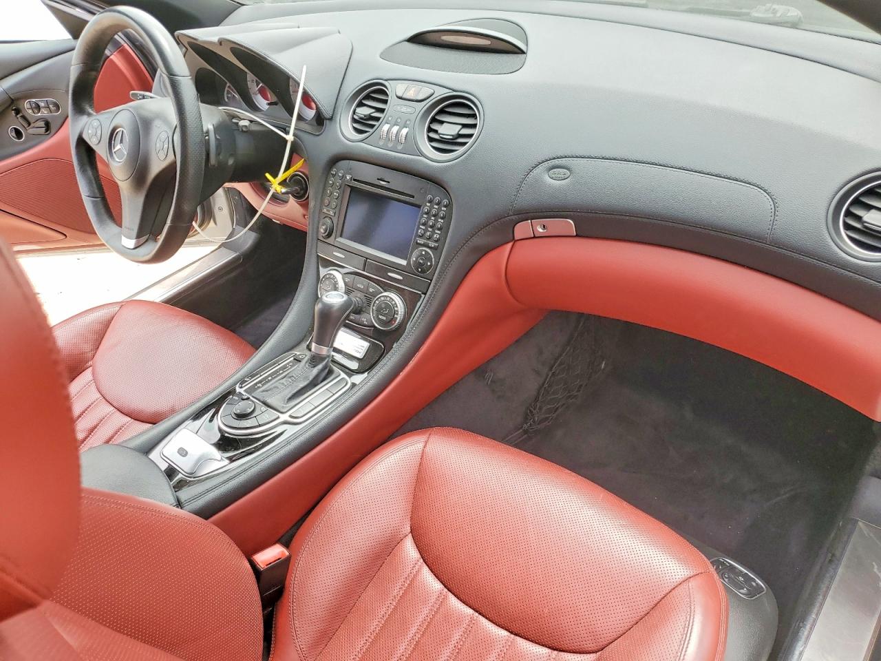 Mercedes-Benz S-Class 550