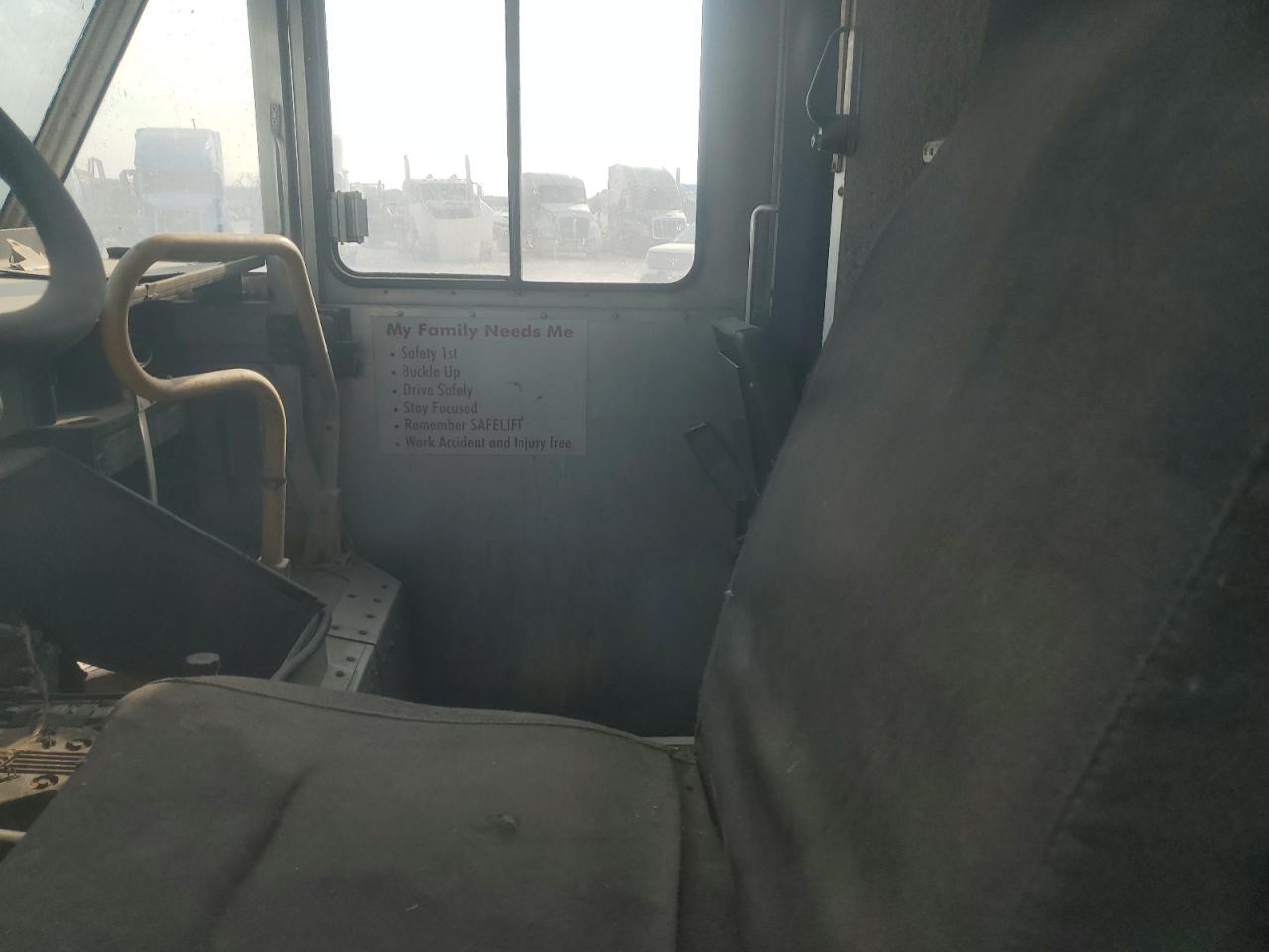 Freightliner Chassis M Line Walk-in Van